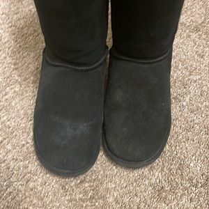 Bearpaw tall black boots